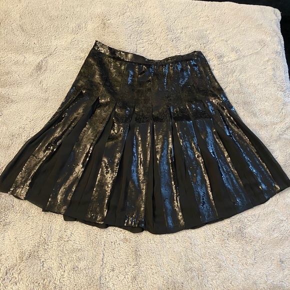 BCBG MaxAzria sequinned pleated skirt, size L - Picture 1 of 9